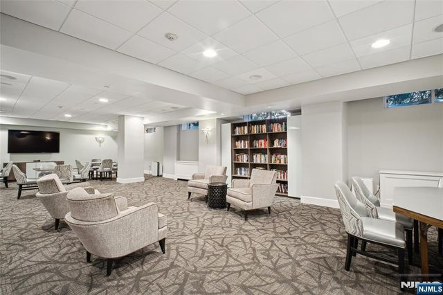 2200 Central Road 3U, Fort Lee, NJ 07024