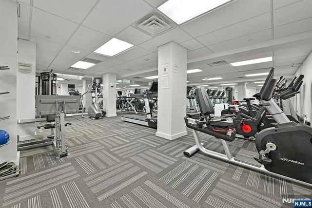 2200 Central Road 3U, Fort Lee, NJ 07024