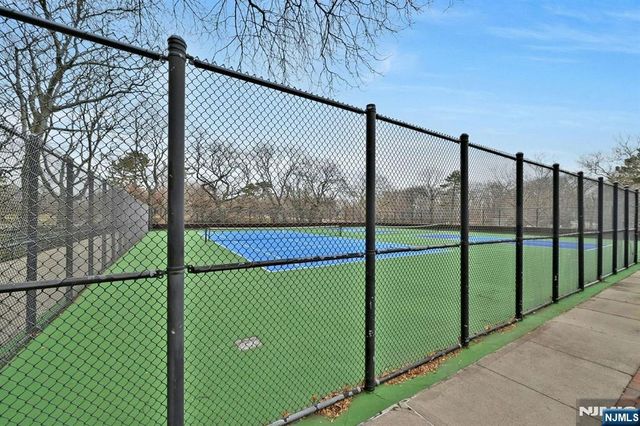 2200 Central Road 3U, Fort Lee, NJ 07024