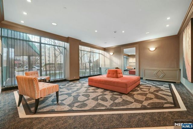 2200 Central Road 3U, Fort Lee, NJ 07024