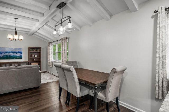 2 GRASS RD, Cherry Hill, NJ 08034