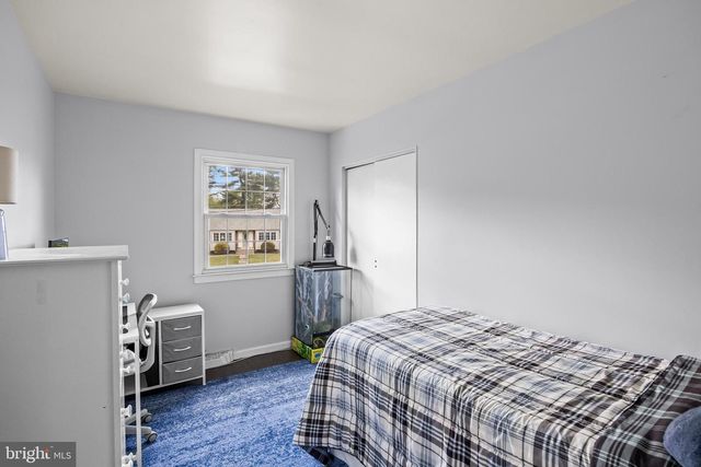 2 GRASS RD, Cherry Hill, NJ 08034