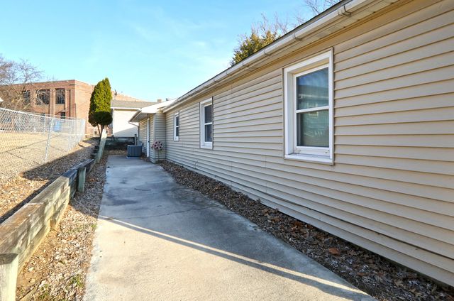 2830 SE 7th Street, Des Moines, IA 50315