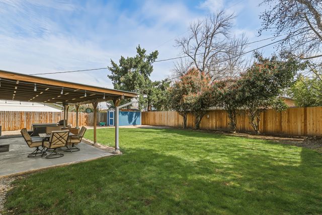 1733 Howell Avenue, Medford, OR 97501