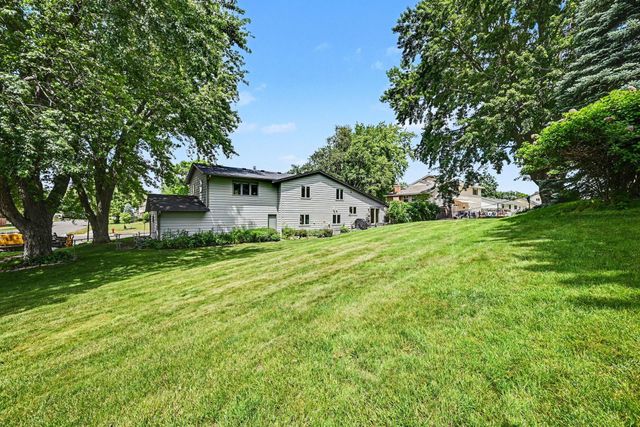 6080 134th Street W, Apple Valley, MN 55124