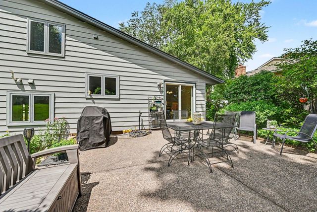 6080 134th Street W, Apple Valley, MN 55124