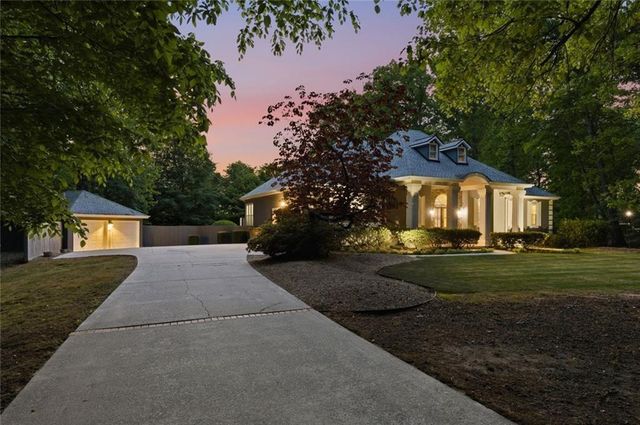 5725 Ash Drive, Cumming, GA 30040