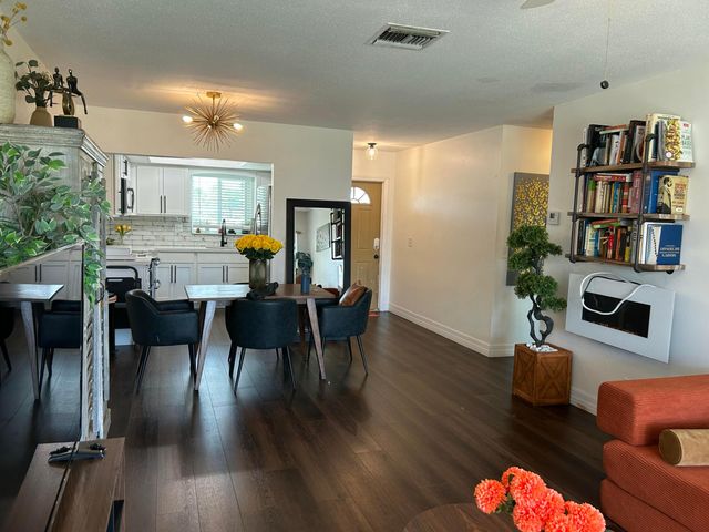 2591 W Barkley Dr Drive W C, West Palm Beach, FL 33415
