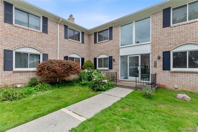 14200 Ivanhoe Drive 159, Sterling Heights, MI 48312