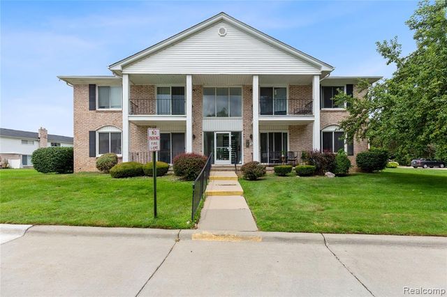 14200 Ivanhoe Drive 159, Sterling Heights, MI 48312