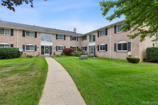 14200 Ivanhoe Drive 159, Sterling Heights, MI 48312