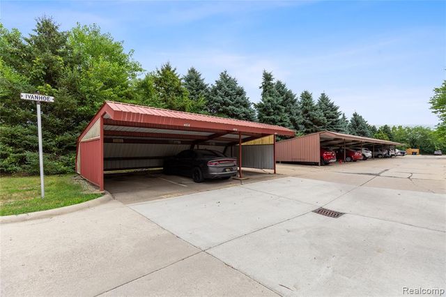 14200 Ivanhoe Drive 159, Sterling Heights, MI 48312