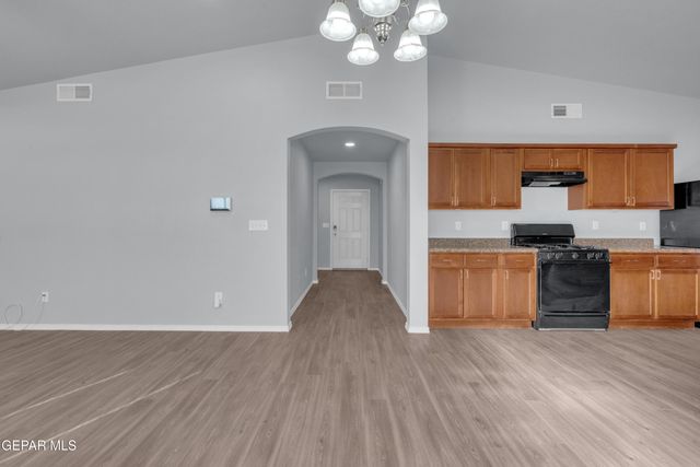 14320 Narciso Drive, El Paso, TX 79928