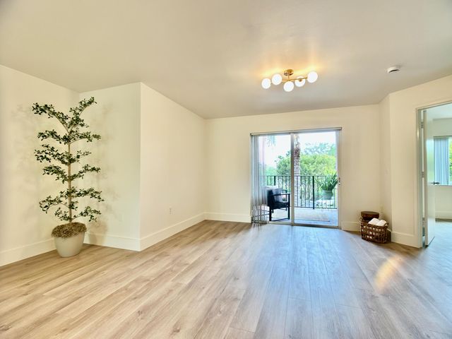 700 Scotia Drive 305, Hypoluxo, FL 33462