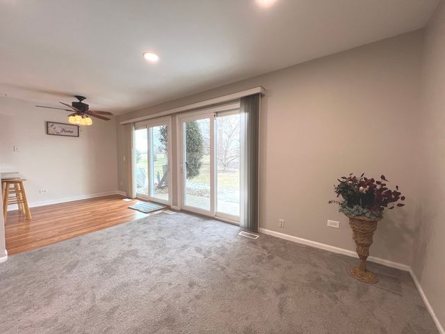 652 Mallard Court C1, Bartlett, IL 60103