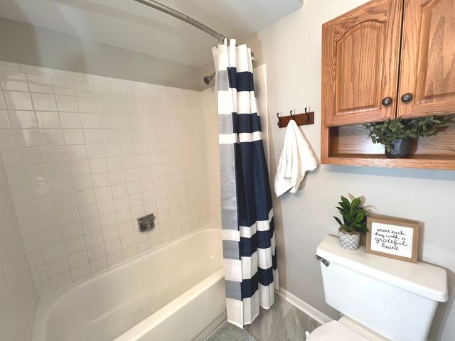 652 Mallard Court C1, Bartlett, IL 60103