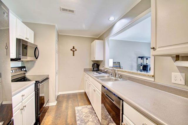 400 Hill Street, 406, Fort Thomas, KY 41075