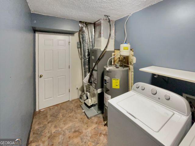 6739 Spring Head Drive, Flowery Branch, GA 30542