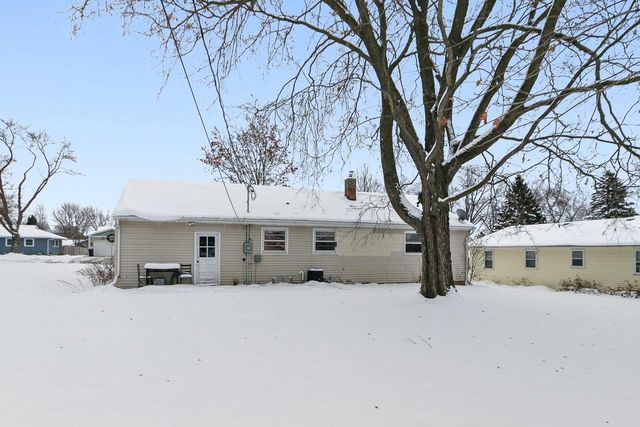 721 Rosemary Lane, Baraboo, WI 53913