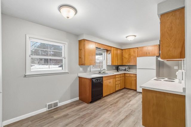 721 Rosemary Lane, Baraboo, WI 53913