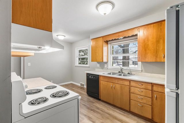 721 Rosemary Lane, Baraboo, WI 53913