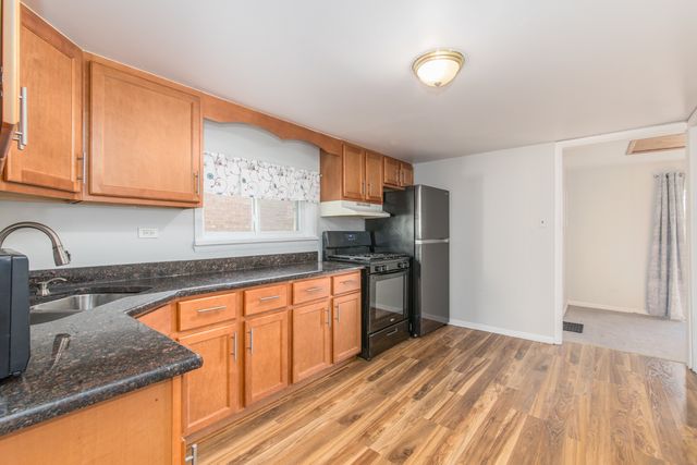 7546 Brown Avenue 2, Forest Park, IL 60130