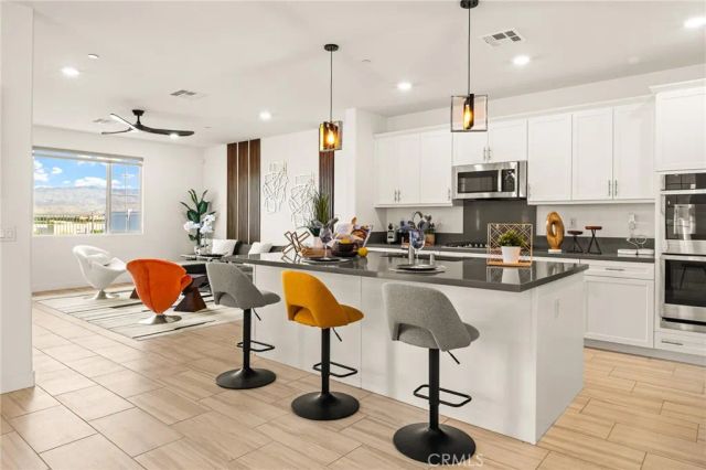 41414 Harvey Mudd, Palm Desert, CA 92211