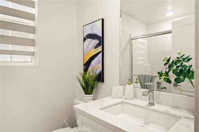 41414 Harvey Mudd, Palm Desert, CA 92211