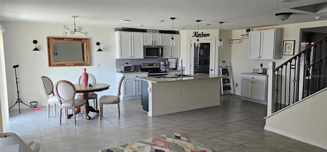 1220 TAHITIAN SUNRISE DRIVE, Plant City, FL 33565