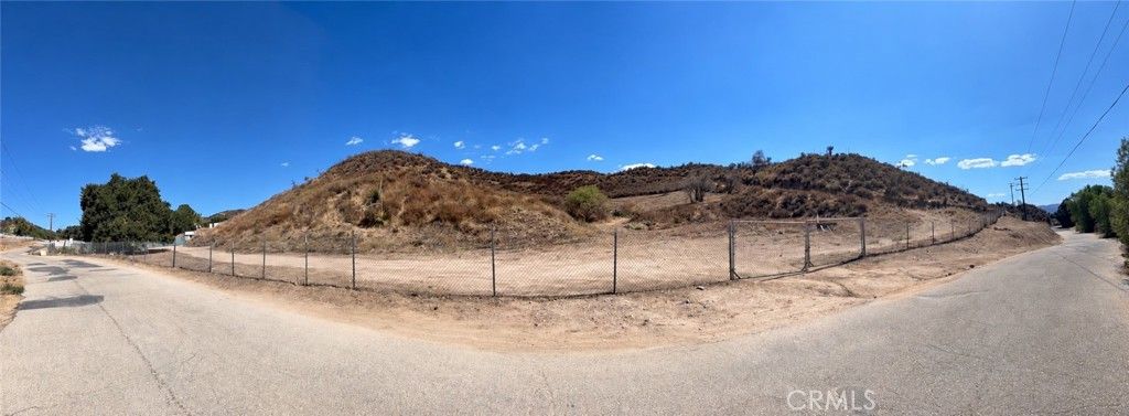 30674 Sloan Canyon Road, Castaic, CA 91384 — exterior