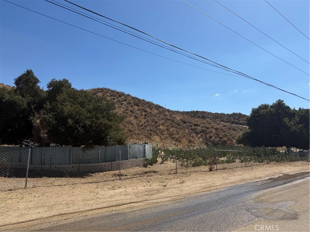30674 Sloan Canyon Road, Castaic, CA 91384 — photo 3