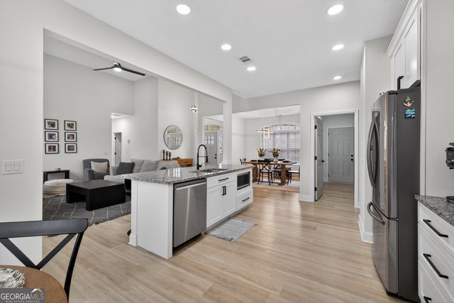 4744 Amsterdam Lane, Flowery Branch, GA 30542