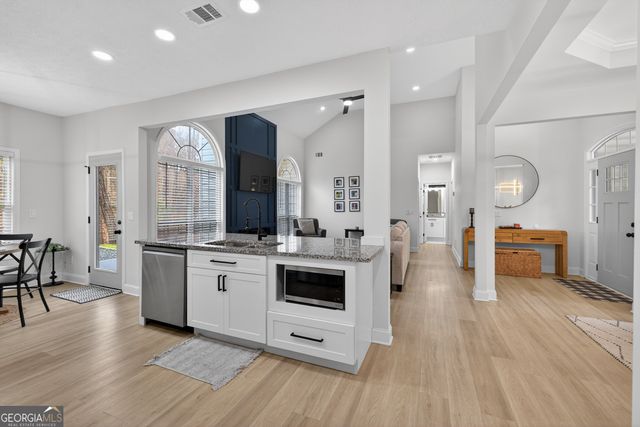 4744 Amsterdam Lane, Flowery Branch, GA 30542