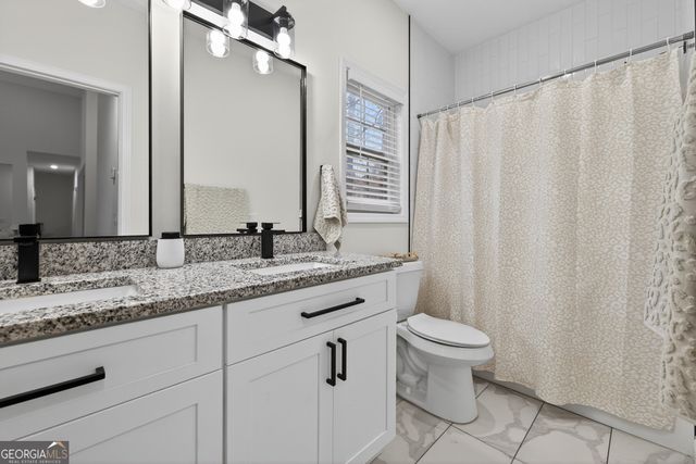 4744 Amsterdam Lane, Flowery Branch, GA 30542