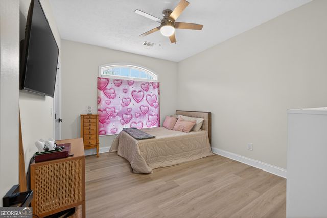 4744 Amsterdam Lane, Flowery Branch, GA 30542