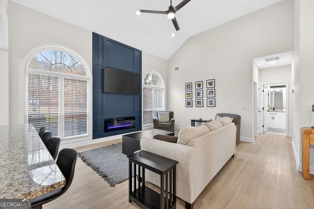 4744 Amsterdam Lane, Flowery Branch, GA 30542