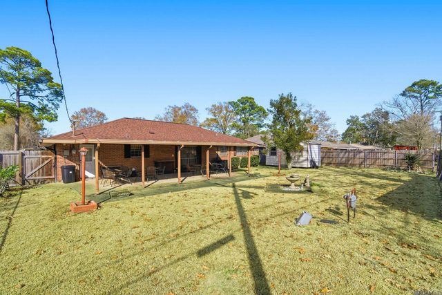 1105 E Grace St, Gonzales, LA 70737