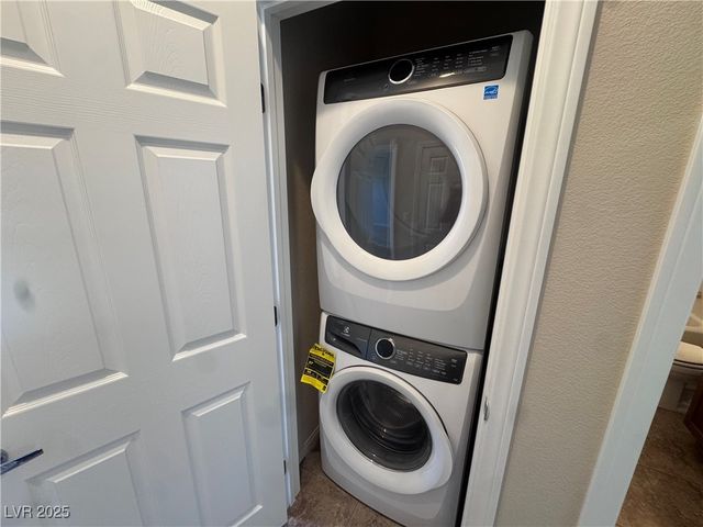 2653 Crystal Blue Street, Laughlin, NV 89029