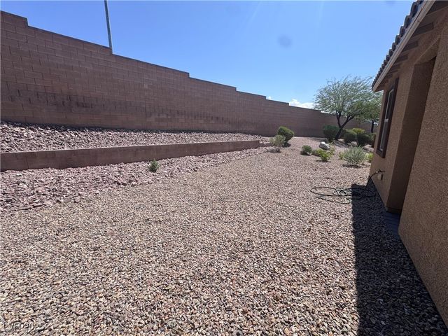 2653 Crystal Blue Street, Laughlin, NV 89029