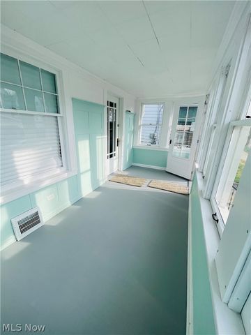 3560 W 65th Street, Cleveland, OH 44102