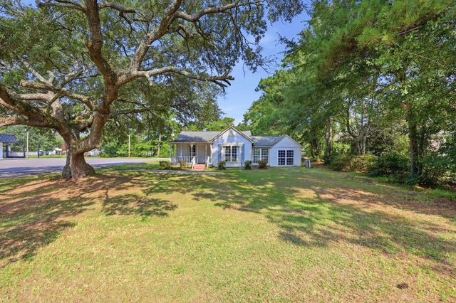 1924 South Island Rd., Georgetown, SC 29440