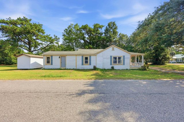 1924 South Island Rd., Georgetown, SC 29440