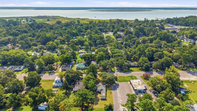 1924 South Island Rd., Georgetown, SC 29440