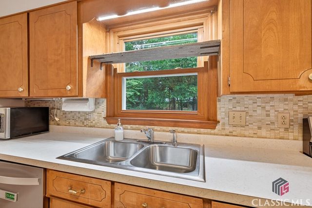 125 Broomsedge Trail, Athens, GA 30606