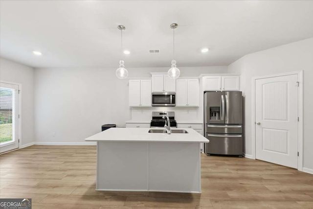 3085 Diane Lane, Fayetteville, GA 30214