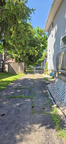 2076 Agler Road, Columbus, OH 43211