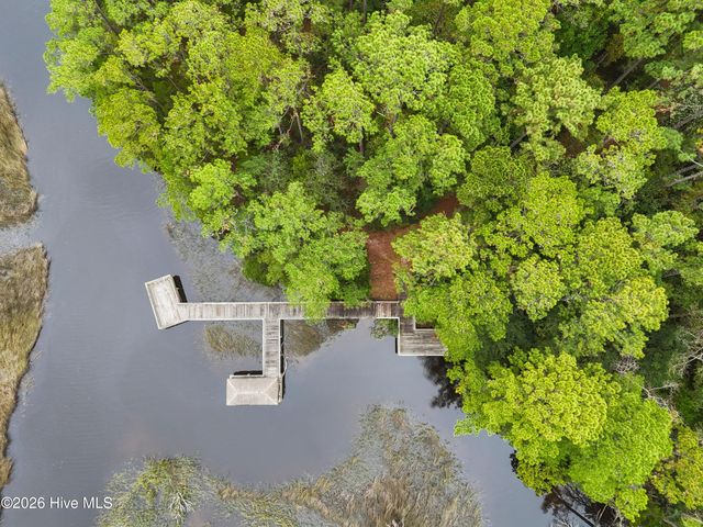 5016 Summerswell Lane SE, Southport, NC 28461