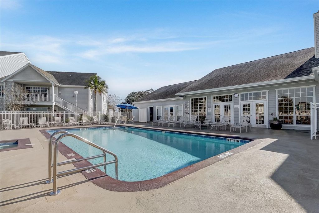 Image 20 of property listing at 1229 BERMUDA LAKES LANE 202, Kissimmee, FL 34741