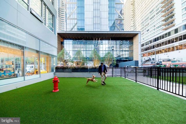 1900-24 ARCH STREET, Philadelphia, PA 19103