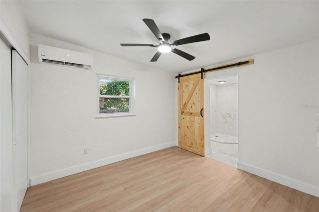 9482 CRESTVIEW STREET, Seminole, FL 33772